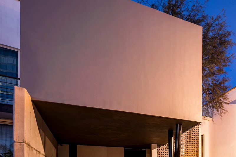 Casa YY / Cubo Rojo Arquitectura