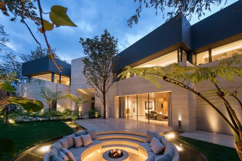 Casa Magnolia / Ezequiel Farca