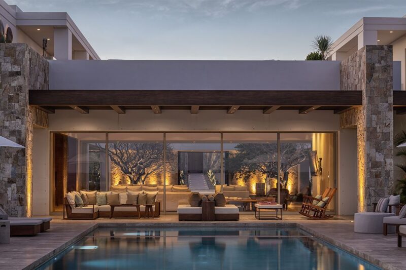 Loca House / Ezequiel Farca