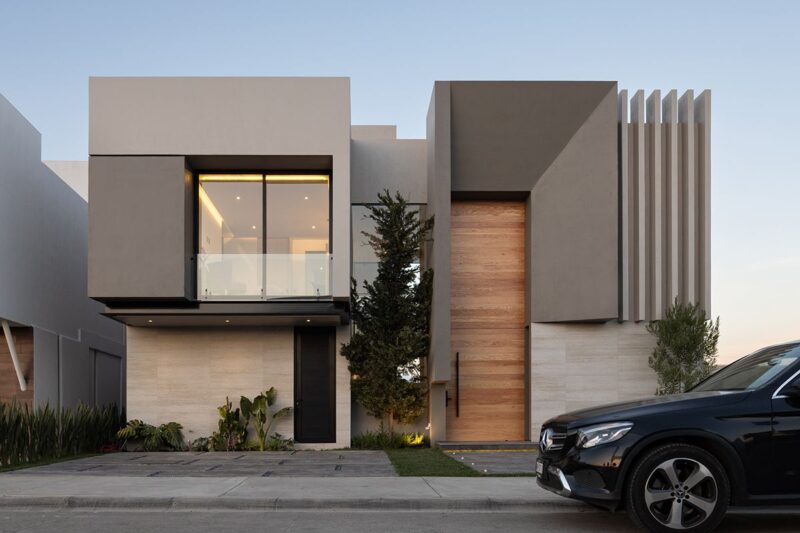 Casa MAZUGA / Besana Studio