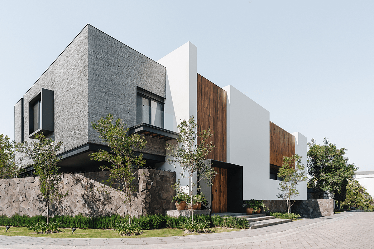Casa Encinos / Dionne arquitectos